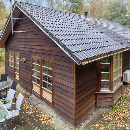 6 Person In Laeso-by Traum * Laeso